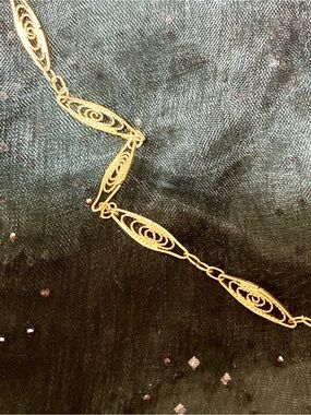 Vintage Delicate Gold Filigree Link Necklace - Elegant  16”